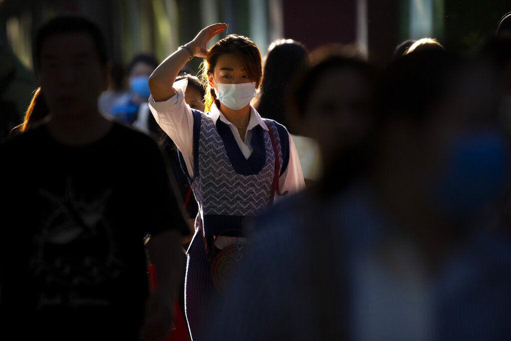 APTOPIX Virus Outbreak China